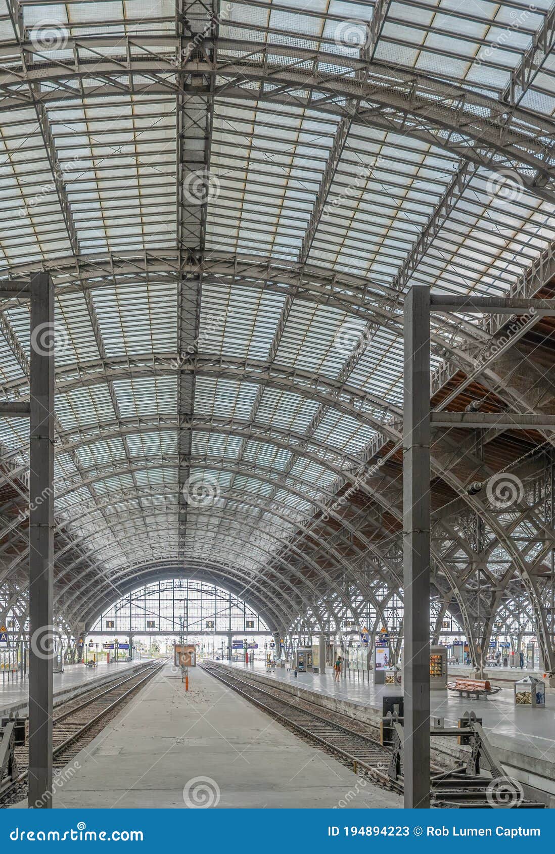 leipzig main station platform